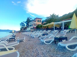 Lovely Apartments Near the Sea