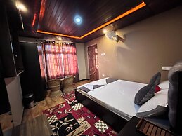 TRADITIONAL HOTEL AND RESTAURANT