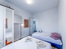 Dazzling Ponikvice Apartment With Balcony