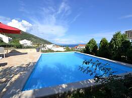 Marvelous Escape Bol Island Villa With Pool