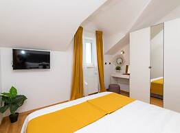 Spectacular Bol Island Sea View Villa With Pool