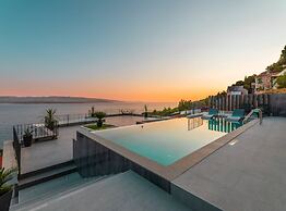 Spectacular Bol Island Sea View Villa With Pool