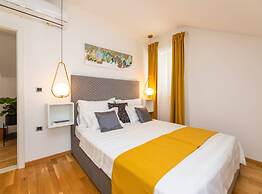 Spectacular Bol Island Sea View Villa With Pool