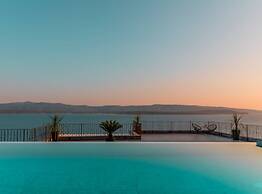 Spectacular Bol Island Sea View Villa With Pool