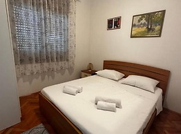 Beachfront Spacious Apartment With Terrace