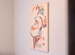 Kasteline Elegant Apartment With Balcony