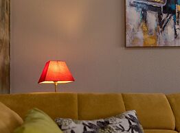 Kasteline Elegant Apartment With Balcony