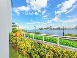 Condado Lagoon Villas