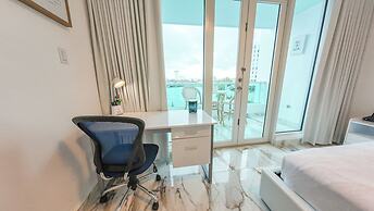 Condado Lagoon Villas