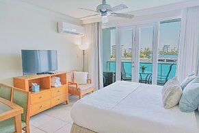 Condado Lagoon Villas