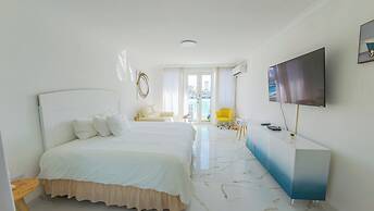 Condado Lagoon Villas