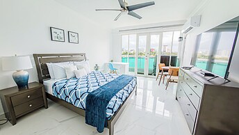 Condado Lagoon Villas