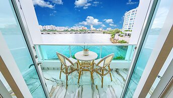 Condado Lagoon Villas