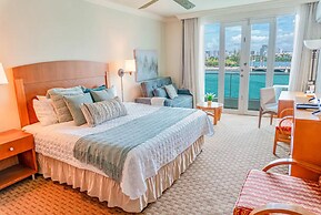 Condado Lagoon Villas
