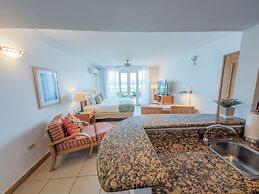 Condado Lagoon Villas