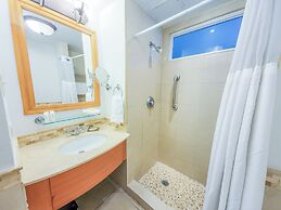 Condado Lagoon Villas