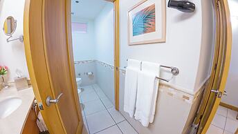 Condado Lagoon Villas