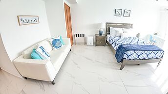 Condado Lagoon Villas