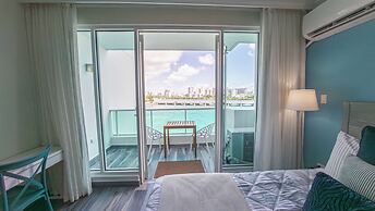 Condado Lagoon Villas