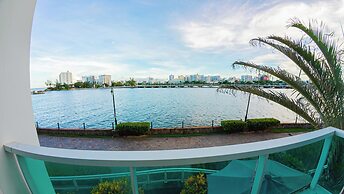 Condado Lagoon Villas