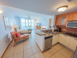 Condado Lagoon Villas