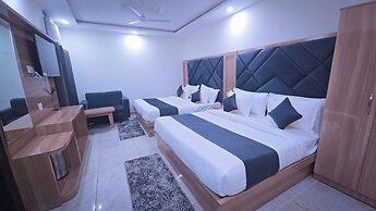 Hotel The Katra Avenue