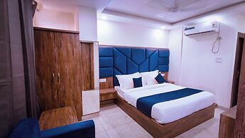 Hotel The Katra Avenue