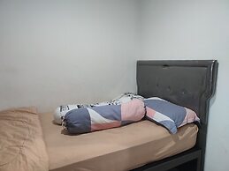 OYO 91338 Apartment Bekasi Town Square