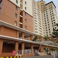 OYO 91338 Apartment Bekasi Town Square