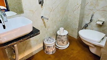 Hotel Aranyasutra Inaya - Indore