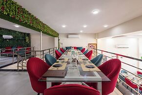 Hotel Pravasa Stay, Dewas Naka