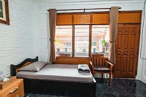Tempo Doeloe Homestay