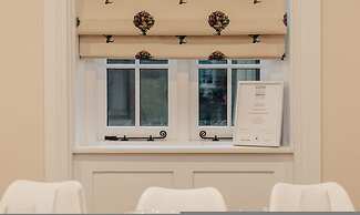 Old Town Cottage - From 350 Per Night