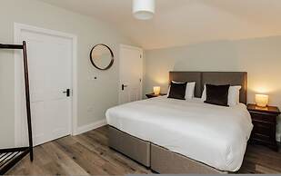 Old Town Cottage - From 350 Per Night