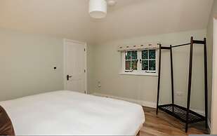 Old Town Cottage - From 350 Per Night