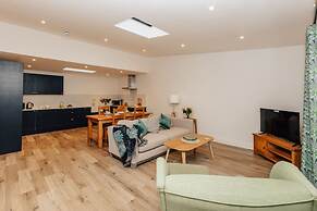 Cart Shed 1 - From 165 Per Night