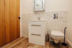 Cart Shed 1 - From 165 Per Night