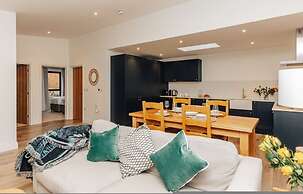 Cart Shed 1 - From 165 Per Night