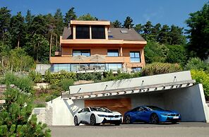 Le Grand Chalet et Spa Private Hotel