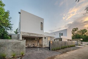 Gina Poolvilla89 Pattaya-Bangsaray beach