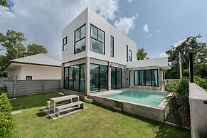 Gina Poolvilla89 Pattaya-Bangsaray beach