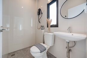 Gina Poolvilla89 Pattaya-Bangsaray beach