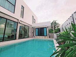 Gina Poolvilla89 Pattaya-Bangsaray beach