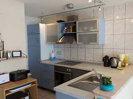 Coastal Charm in Kaštel Kambelovac With Terrace & Sea Views