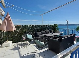 Coastal Charm in Kaštel Kambelovac With Terrace & Sea Views