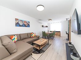 Elegant Kastel Novi Apartment With Sea View Balcony