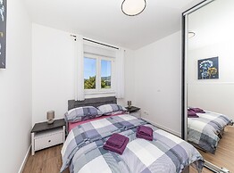 Elegant Kastel Novi Apartment With Sea View Balcony