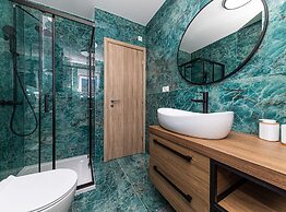 Elegant Kastel Novi Apartment With Sea View Balcony