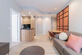 Home Art Apartments Bernabéu