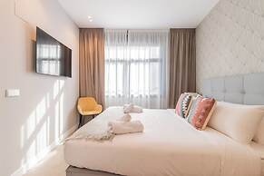 Home Art Apartments Bernabéu